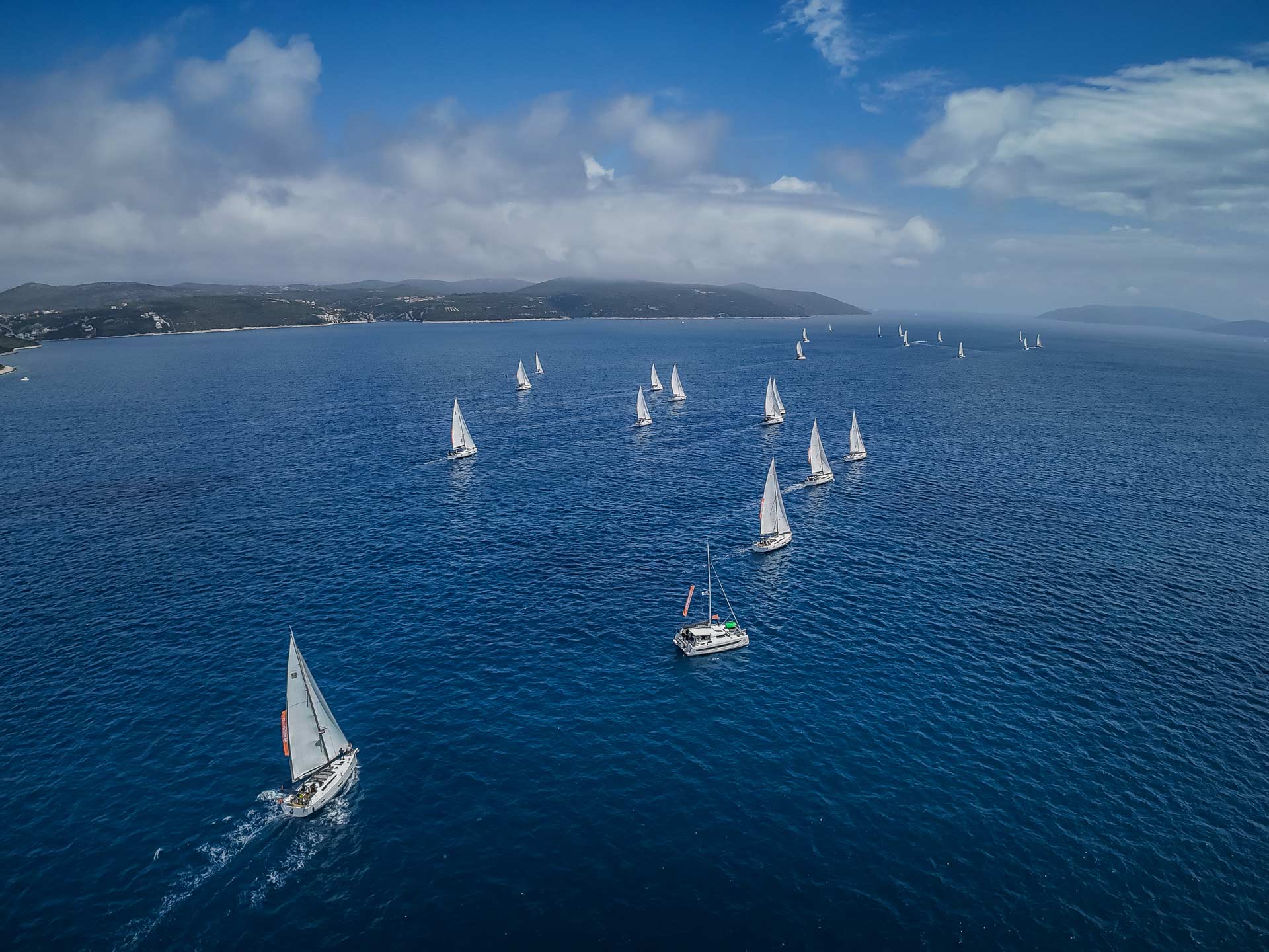 Aerial fotografija regate na Jadranu — Propono